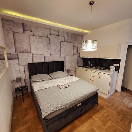 Square M. Apartment Belgrade Exterior photo