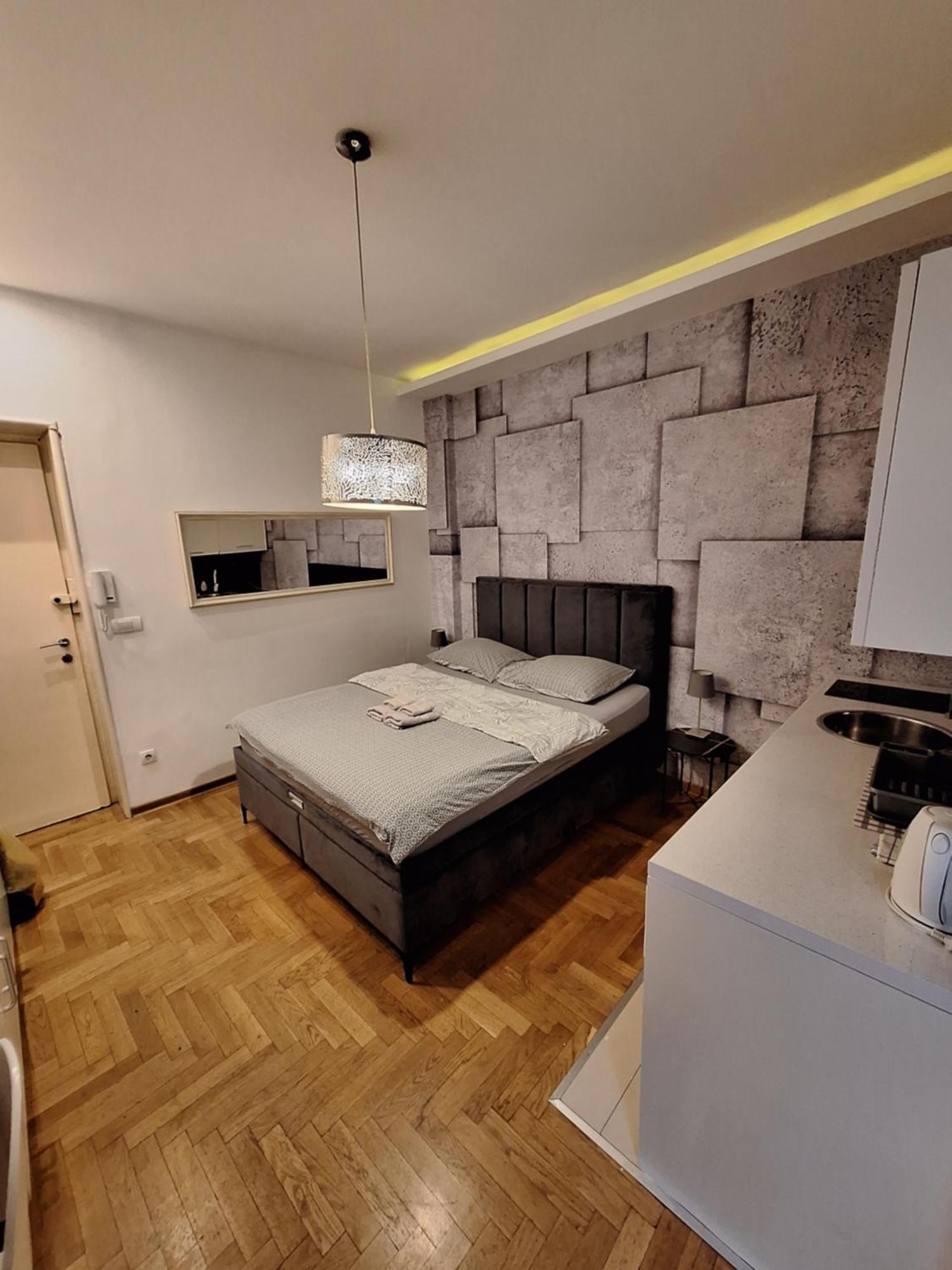 Square M. Apartment Belgrade Exterior photo